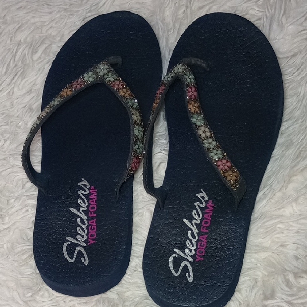 Skechers Women's Multicolor Beaded Sandals - Picture 2 of 4